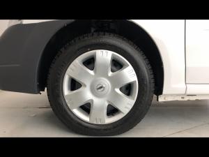 Nissan NP200 1.6i safety pack (aircon) - Image 18