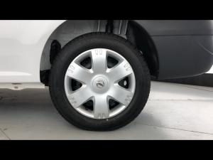 Nissan NP200 1.6i safety pack (aircon) - Image 19