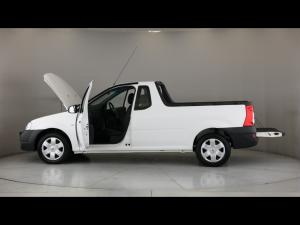 Nissan NP200 1.6i safety pack (aircon) - Image 26