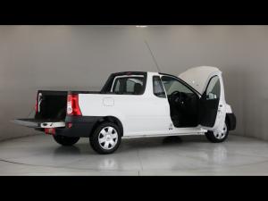 Nissan NP200 1.6i safety pack (aircon) - Image 31