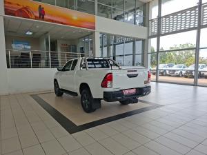 Toyota Hilux 2.4GD-6 Xtra cab Raider manual - Image 14