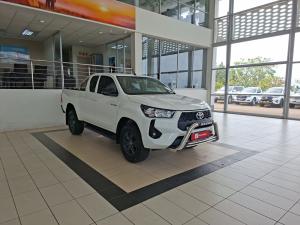 Toyota Hilux 2.4GD-6 Xtra cab Raider manual - Image 1
