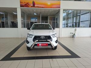 Toyota Hilux 2.4GD-6 Xtra cab Raider manual - Image 4