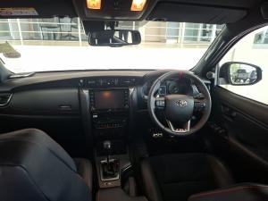 Toyota Fortuner 2.8GD-6 4x4 GR-Sport - Image 6