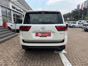 Toyota Land Cruiser 300 3.3D GX-R - Image 5