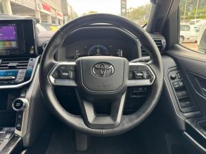 Toyota Land Cruiser 300 3.3D GX-R - Image 8