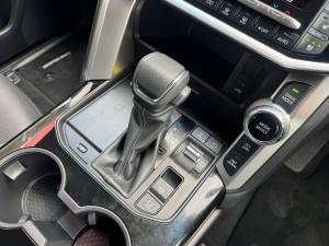 Toyota Land Cruiser 300 3.3D GX-R - Image 13