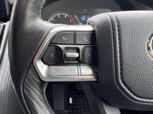 Toyota Land Cruiser 300 3.3D GR-Sport - Image 9