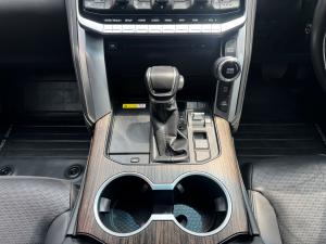 Toyota Land Cruiser 300 3.3D ZX - Image 12