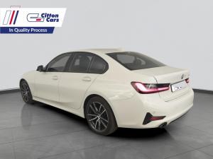 BMW 320D Sport Line Launch Edition automatic - Image 3