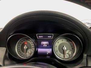 Mercedes-Benz GLA 200 automatic - Image 10