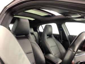 Mercedes-Benz GLA 200 automatic - Image 15