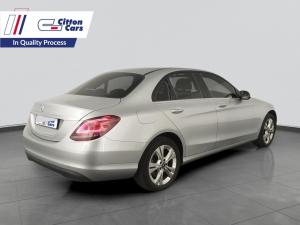 Mercedes-Benz C180 automatic - Image 4