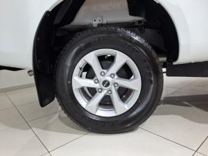 Isuzu D-Max 1.9TD Extended cab LS manual - Image 6