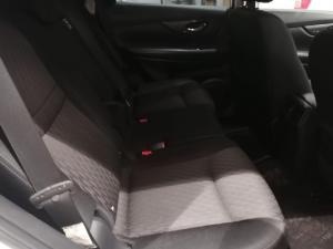 Nissan X-Trail 2.5 Acenta Plus 4WD - Image 7