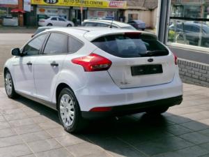 Ford Focus hatch 1.0T Ambiente - Image 3