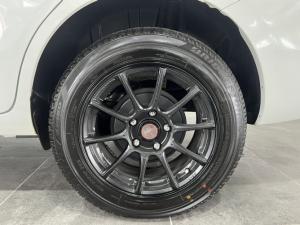 Suzuki Ertiga 1.5 GA - Image 9