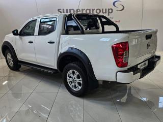 Nissan Navara 2.5DDTi double cab SE Plus auto