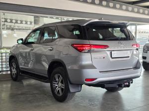 Toyota Fortuner 2.4GD-6 4x4 - Image 4