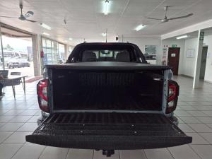Nissan Navara 2.5DDTI PRO-4X Warrior 4X4 automatic D/C - Image 7