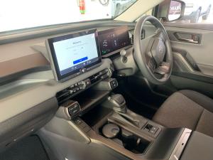 Toyota RAV4 2.5 HEV GX E-Four - Image 8