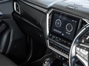 Isuzu D-Max 3.0TD double cab LSE 4x4 - Image 19