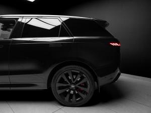 Land Rover Range Rover Sport P530 First Edition - Image 4