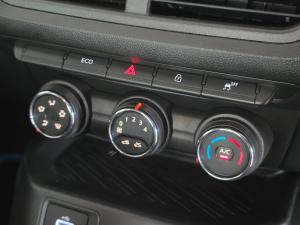 Renault Kiger 1.0 Zen manual - Image 15
