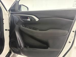 Toyota Urban Cruiser 1.5 XR auto - Image 17