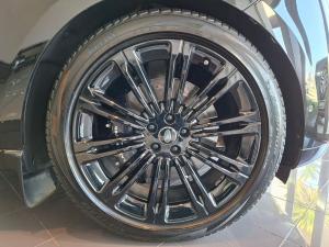 Land Rover Range Rover P530 Autobiography - Image 3