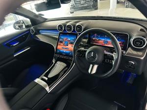 Mercedes-Benz GLC GLC300d 4Matic Avantgarde - Image 4