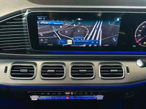 Mercedes-Benz GLE GLE300d 4Matic - Image 9