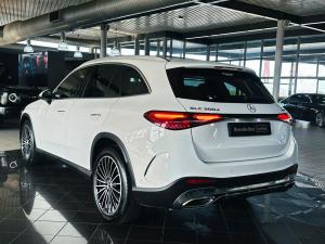 Mercedes-Benz GLC GLC300d 4Matic Avantgarde - Image 11