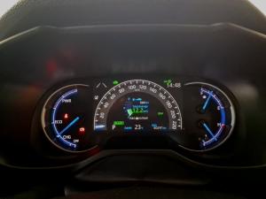 Toyota RAV4 2.5 Hybrid VX E-Four - Image 11