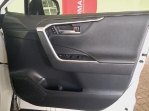 Toyota RAV4 2.5 Hybrid VX E-Four - Image 20