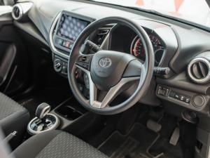 Toyota Vitz 1.0 XR auto - Image 8