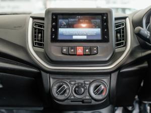 Toyota Vitz 1.0 XR auto - Image 10