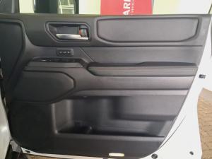 Toyota Land Cruiser Prado 2.8GD VX-R - Image 21
