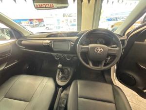 Toyota Hilux 2.4GD single cab S (aircon) - Image 6