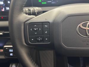 Toyota RAV4 2.5 HEV VX E-Four - Image 9