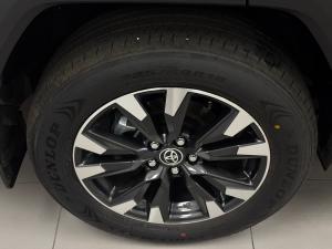 Toyota RAV4 2.5 HEV VX E-Four - Image 20