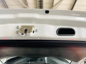 Suzuki Ertiga 1.5 GA - Image 17