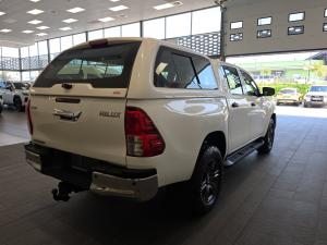 Toyota Hilux 2.4GD-6 double cab Raider manual - Image 2