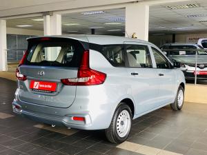 Toyota Rumion 1.5 S - Image 2
