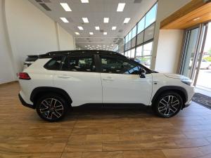Toyota Corolla Cross 1.8 HEV GR-Sport - Image 3