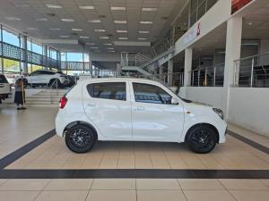 Toyota Vitz 1.0 XR auto - Image 3