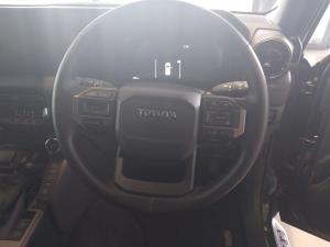 Toyota Land Cruiser Prado 2.8GD VX-R - Image 8