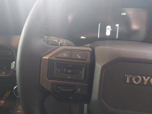 Toyota Land Cruiser Prado 2.8GD VX-R - Image 9