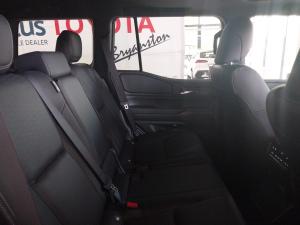 Toyota Land Cruiser Prado 2.8GD VX-R - Image 16