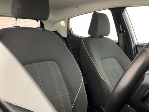 Ford Fiesta 1.0 Ecoboost Trend 5-Door automatic - Image 13